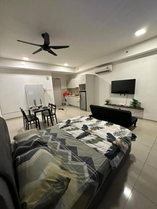 Apartment I-city Wifi Free Movie Free Carpark Shah Alam