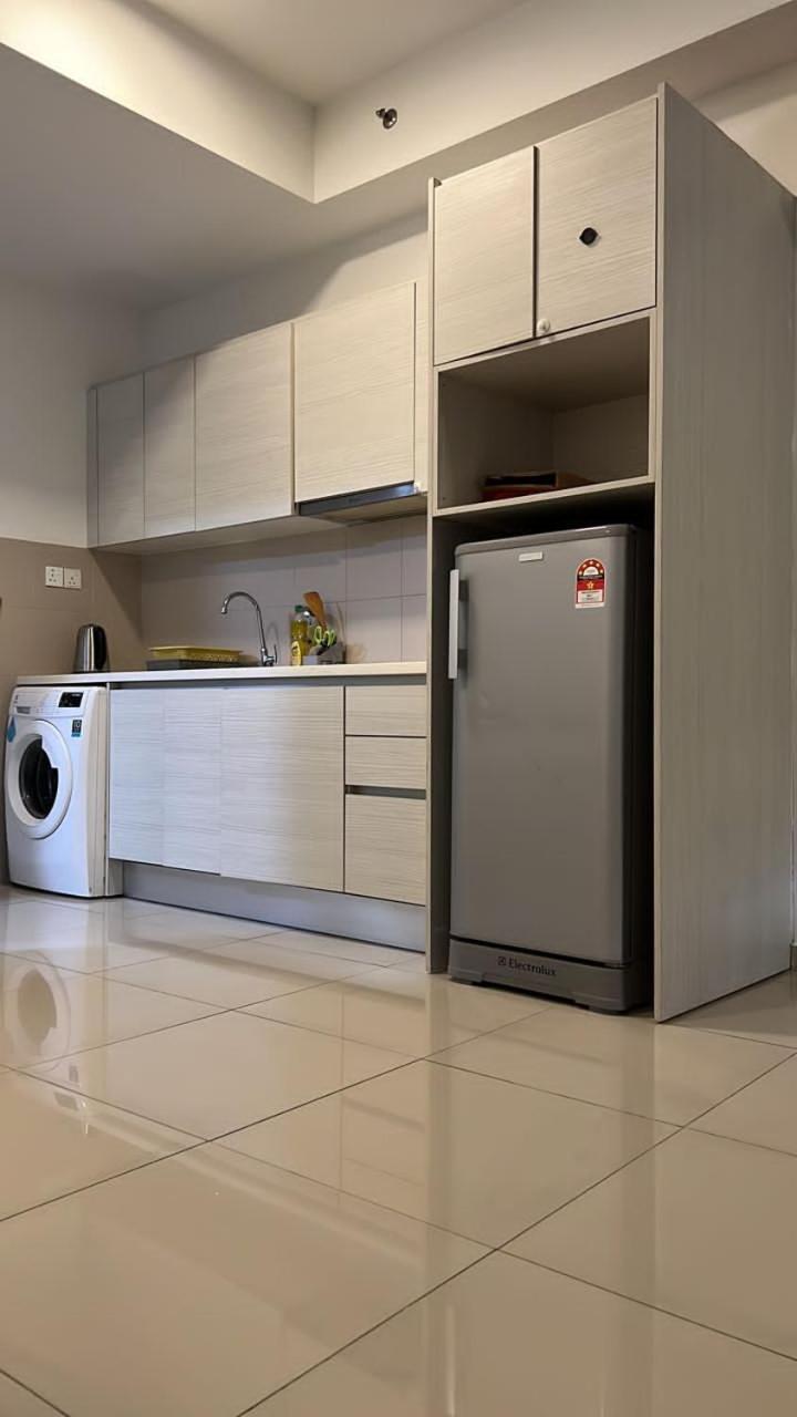 I-city Wifi Free Movie Free Carpark Apartment