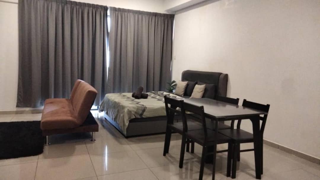 I-city Wifi Free Movie Free Carpark Apartment